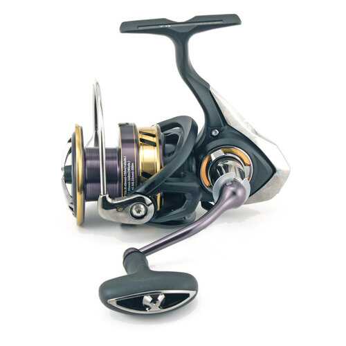 Катушка безынерционная Daiwa 17 Legalis LT 1000D 10416-105RU в Интерспорт